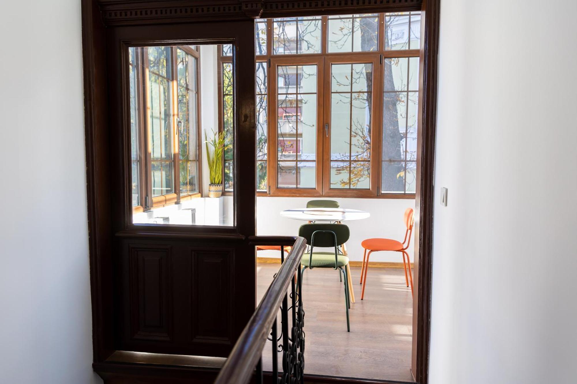 Lsix Apartament Bucureşti