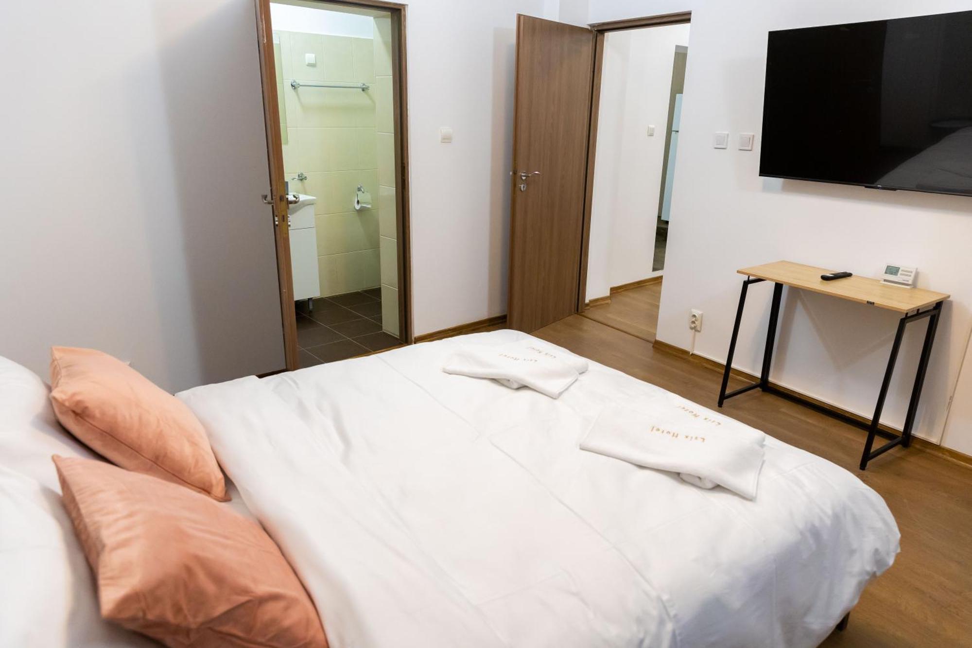 Apartament Lsix *